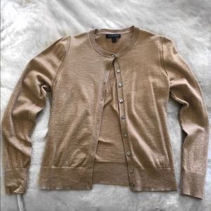 Banana Republic long sleeve cardigan tan medium